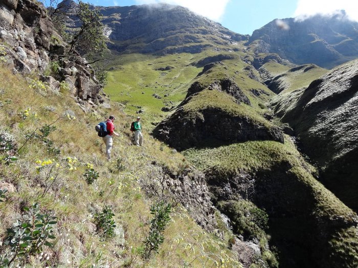 Rhino: East ridge, approach